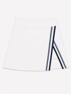 Beyond Court Momentum Skirt in White / Oxford Navy