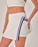 Beyond Court Momentum Skirt — detail pocket in White